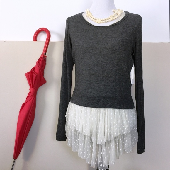 Anthropologie Tops - Clu Anthropology Ruffled Top In Gray Sz S